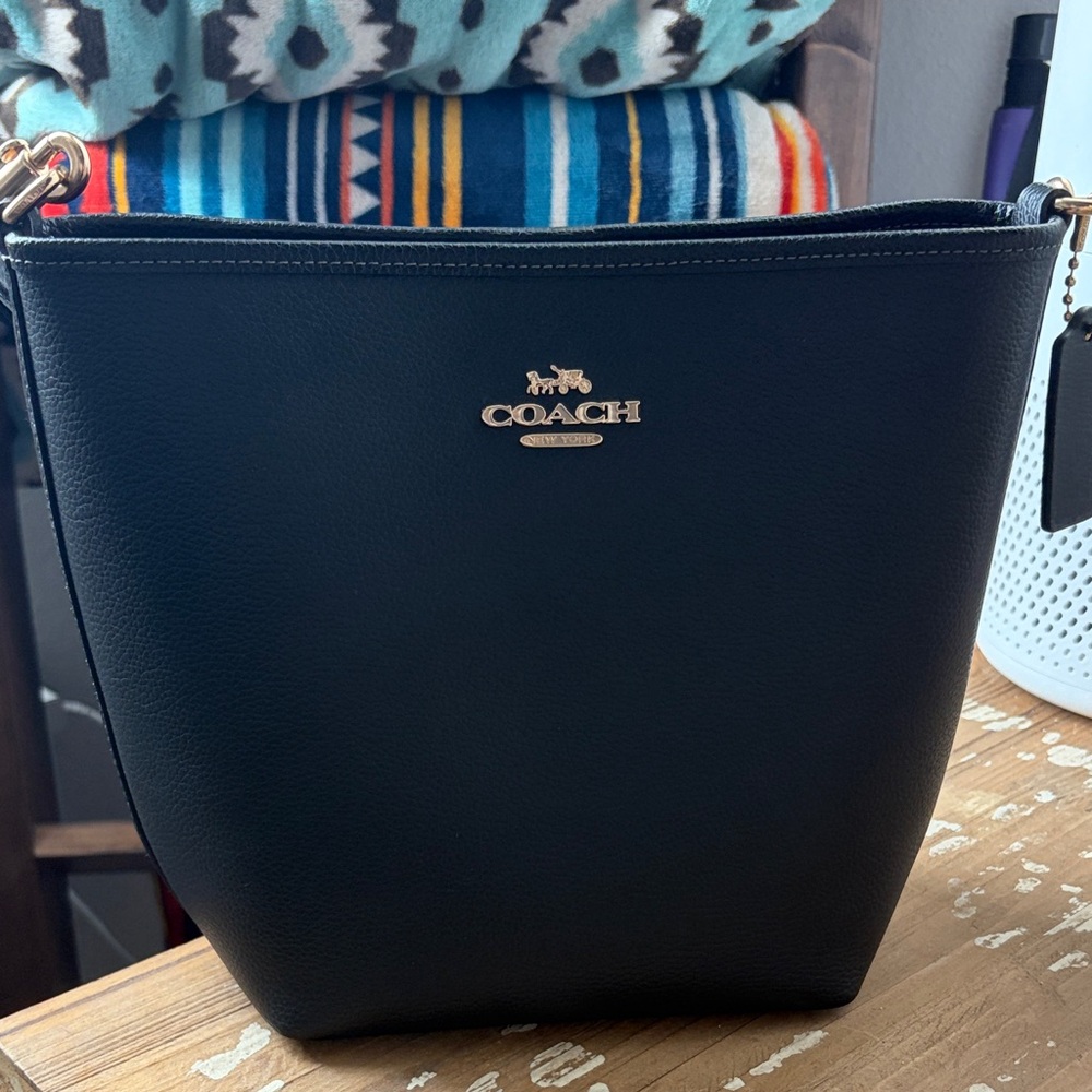 Coach CT803 Leather City Large Bucket Bag Gold/Black - Picture 3 of 8